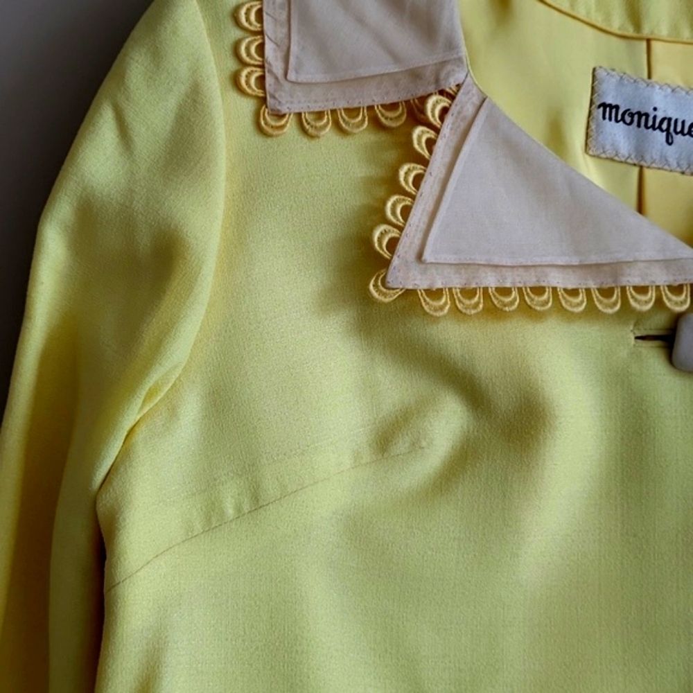 Vintage Monique Yellow Cropped Blazer – - Picture 9 of 10